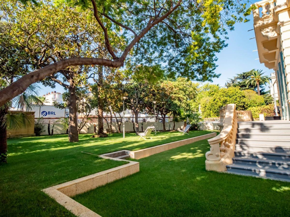 Albergue Banana'S Camp Cannes Exterior foto