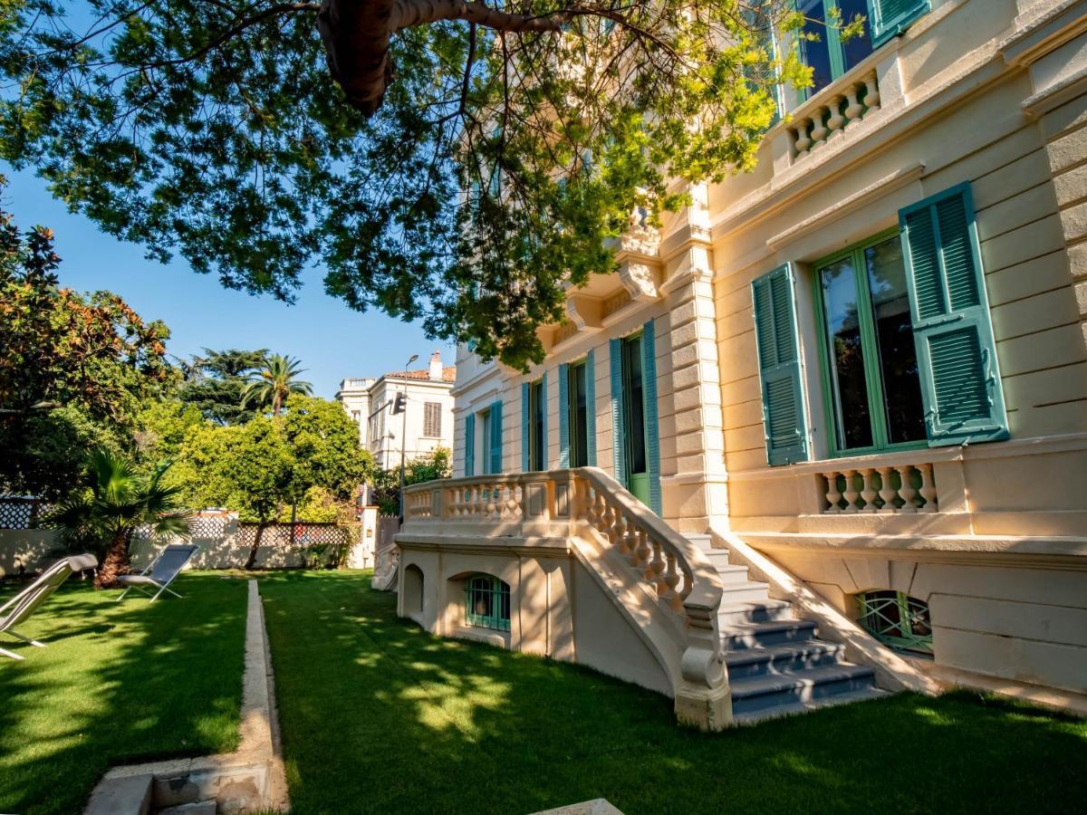 Albergue Banana'S Camp Cannes Exterior foto