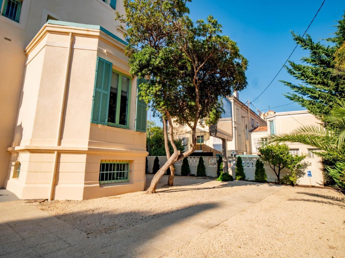 Albergue Banana'S Camp Cannes Exterior foto