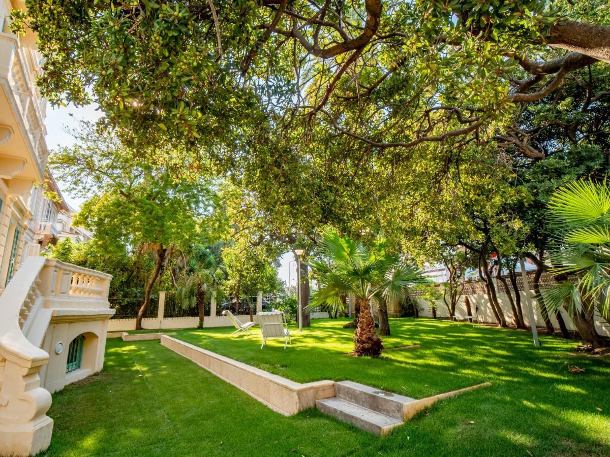 Albergue Banana'S Camp Cannes Exterior foto