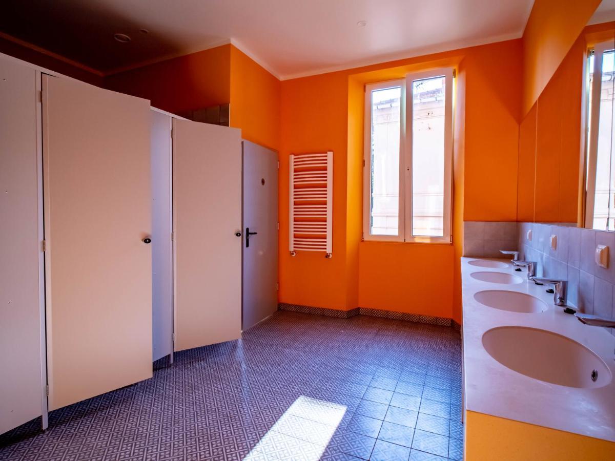 Albergue Banana'S Camp Cannes Exterior foto